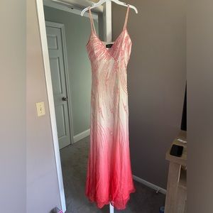 Coral prom/senior ball dress. Size S